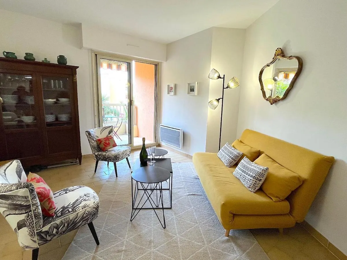 L'Appartement Magnolia Vallauris 0*,  Francja